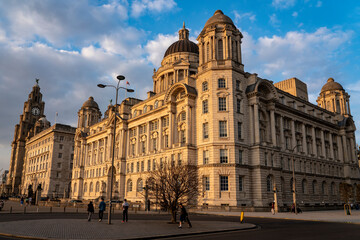 Fototapeta na wymiar Municipal buildings on Dale Street in Liverpool, England.