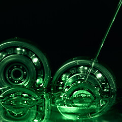 Ball bearing. Lubricating oil.