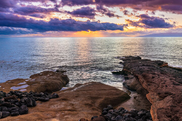 Obraz premium Beautiful sunset on Tenerife canary island coast