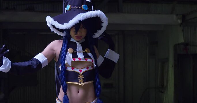 Boom down of a anime cosplayer in a Wendy Belserion costume