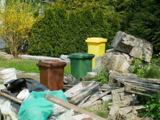 colorful garbage cans © TK_Office