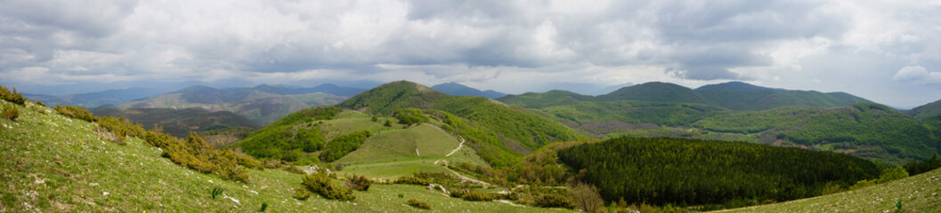 Fototapeta na wymiar Valnerina mountains panoramic view in a cloudy day, Sant'Anatolia di Narco, Umbria, Italy