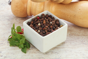 Peppercorn mix heap in the bowl