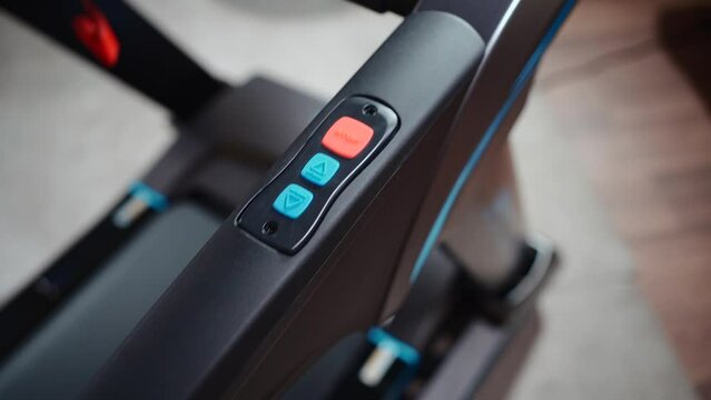treadmill handrail with quick start stop and speed or incline buttons