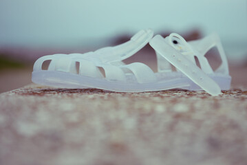 Chaussure méduse plage © Anthony SEJOURNE