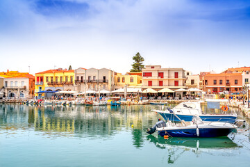Fototapeta na wymiar Venezianischer Hafen, Rethymno, Kreta, Griechenland 