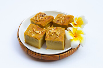 Thai dessert mung bean custard