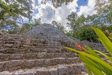 Picture of a historic pyramid in the Mexican Inca city of Coba