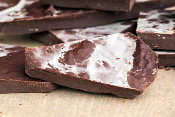 chocolate with cocoa and a high content of cocoa butter