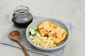 Lenggang Panggang (Pempek Palembang), is a traditional food from South Sumatra, Indonesia. This fish-based food is very popular. Selected focus
