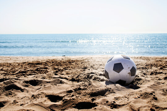 Beach Soccer Images – Browse 26,161 Stock Photos, Vectors, and Video |  Adobe Stock