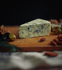blue cheese and grapes