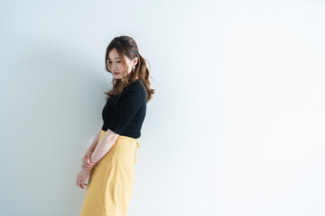 クールでエレガントな女性
