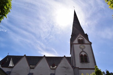 Kirche Sankt Clemens, die Kirche mit dem schiefen Turm in Mayen