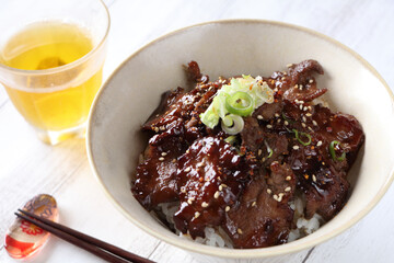 美味しそうな焼肉丼