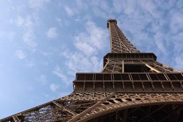 Fotobehang Eiffel Tower, Low Angle © Mik