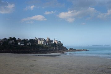 Obraz premium Dinard plage à marée basse