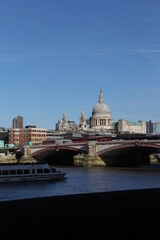 Fototapeta premium Building on a river