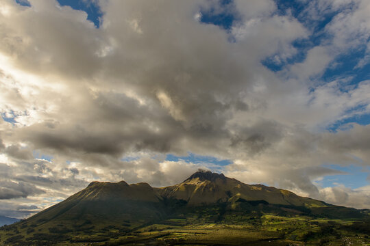Imbabura volcano near the town of Otavalo, Ecuador