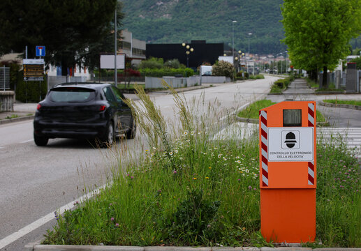 Safety Camera with TEXT that means electronic speed control in italian language