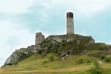 Polskie zamki, ruiny, mury obronne © Yarek