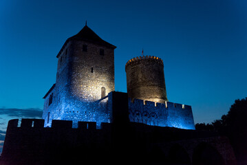 Polskie zamki, ruiny, mury obronne © Yarek