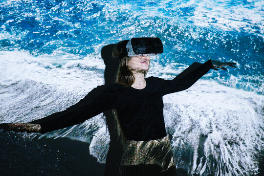 Female enjoying virtual sea tour 