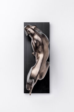 Creative golden sculpture