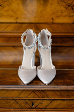 elegant high heel shoes with crystals