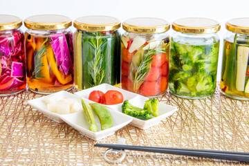 美味しい夏野菜のカラフルピクルス