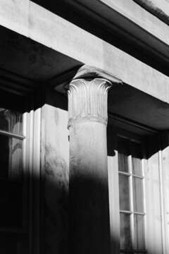 Ionic Column Detail 