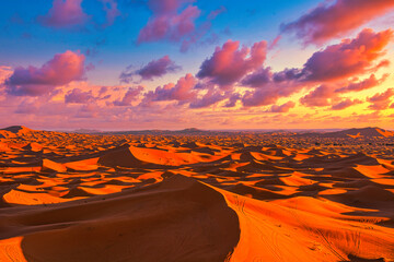 Fototapeta na wymiar サハラ砂漠の美しい夕景