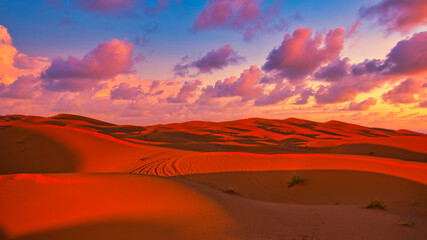 Fototapeta na wymiar サハラ砂漠の美しい夕景