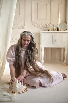 old ukrainian woman