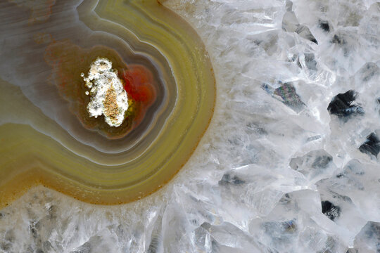 Brazilian agate 7B closeup macro patterns crystallization
