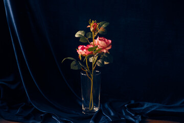 ROSES IN A VASE