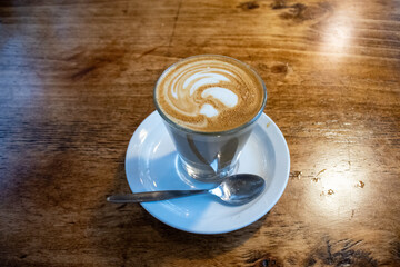 カフェ・ラッテ　Caffè Latte