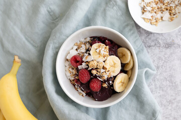 Acai bowl with granola