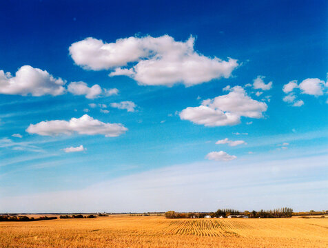 farmhouse with blue sky, SK