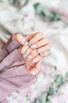 Vintage Floral Manicure