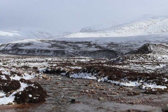 Glen Eanaich Cairngorms Looking At Lairig Ghru