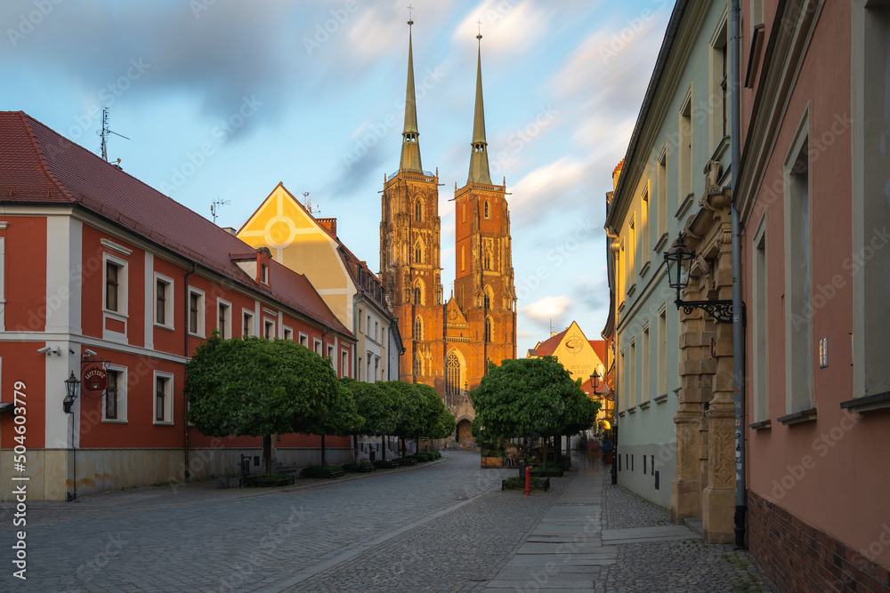 Wall mural wroclaw cityscape, tumski island