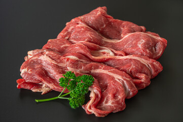 牛肩ロース肉　薄切り