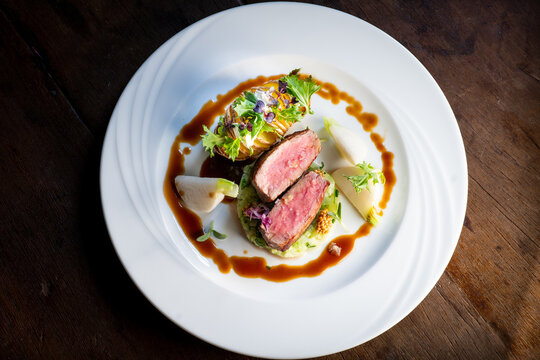 Rumpsteak mit Ofenkartoffel und Mair&uuml;be