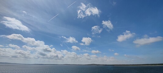 Wolken über der Ostseeküste