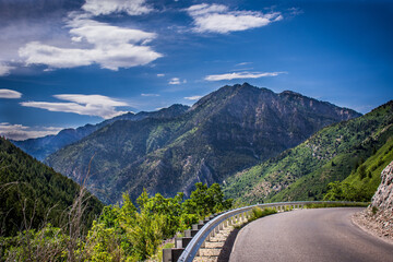 road to the mountains