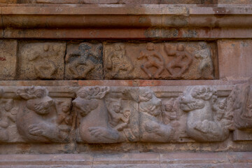 Wall sculpture in an Indian temple - Gangaikonda Cholapuram temple, Tamil Nadu