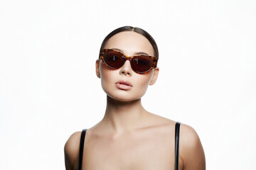 fashion portrait of Beautiful woman in sunglasses