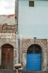kayseri gesi old historical town door © 7