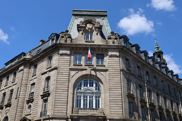 Fototapeta na wymiar La préfecture, vue de l'extérieur, ville de Limoges, département de la Haute Vienne, France